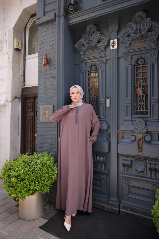 Anne Taşlı Nakışlı Gülkurusu - 9005 - 1