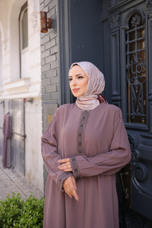 Anne Taşlı Nakışlı Gülkurusu - 9005 - 2