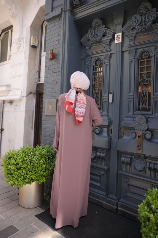 Anne Taşlı Nakışlı Gülkurusu - 9005 - 3