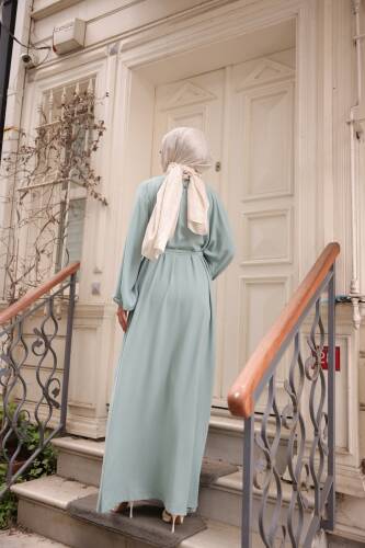 Balon kol lastikli standart elbise Mint Yeşili - 9021 - Kadeem Giyim (1)