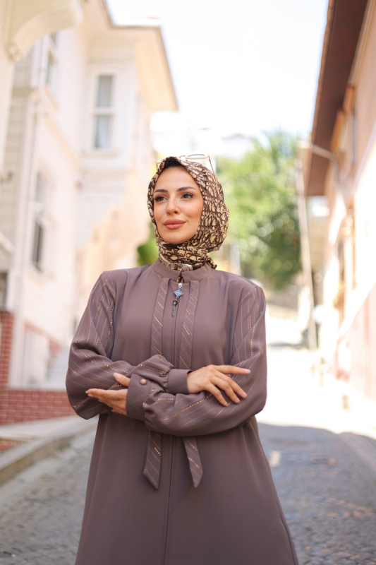 Elaya Ferace Vizon - 34359 - 2