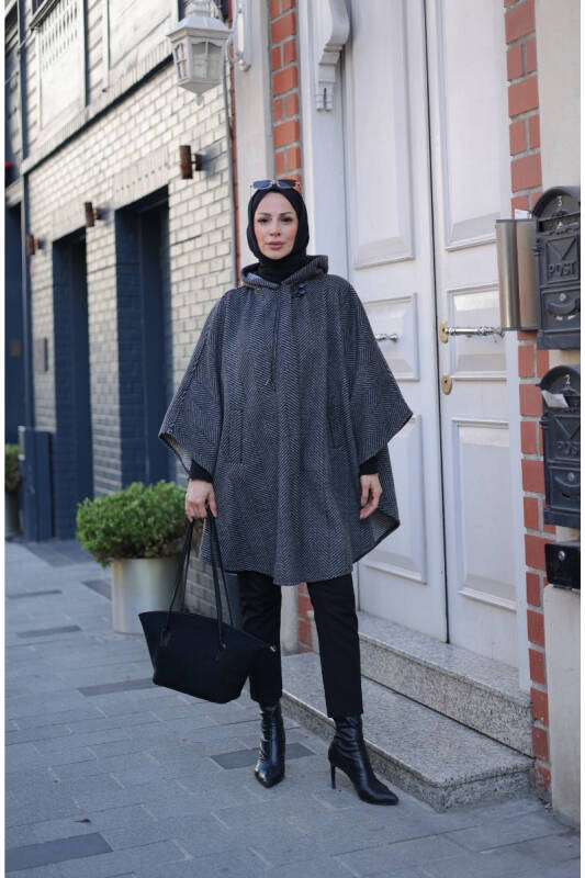 Milena Balıksırtı Kaşe Panço Siyah – 2012 - 1