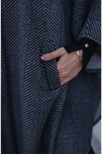 Milena Balıksırtı Kaşe Panço Siyah – 2012 - 8