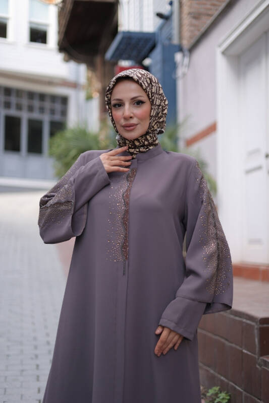 Reyan Buhara Ferace Vizon - 422517 - 7