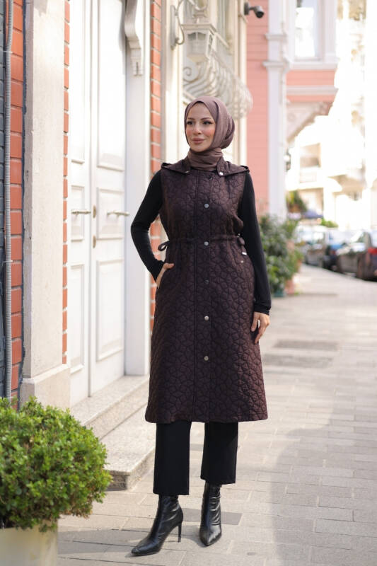 Şirin Kapüşonlu Kapitone Yelek Kahverengi - 7005 - 1