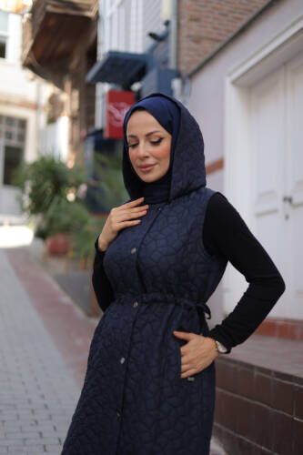 Şirin Kapüşonlu Kapitone Yelek Lacivert - 7005 - 3