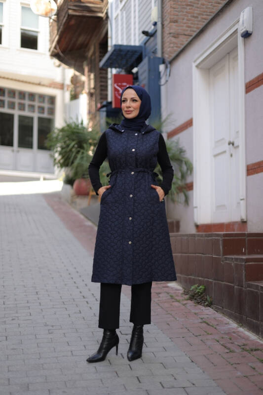 Şirin Kapüşonlu Kapitone Yelek Lacivert - 7005 - 10