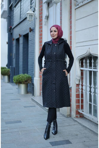 Şirin Kapüşonlu Kapitone Yelek Siyah - 7005 - 7