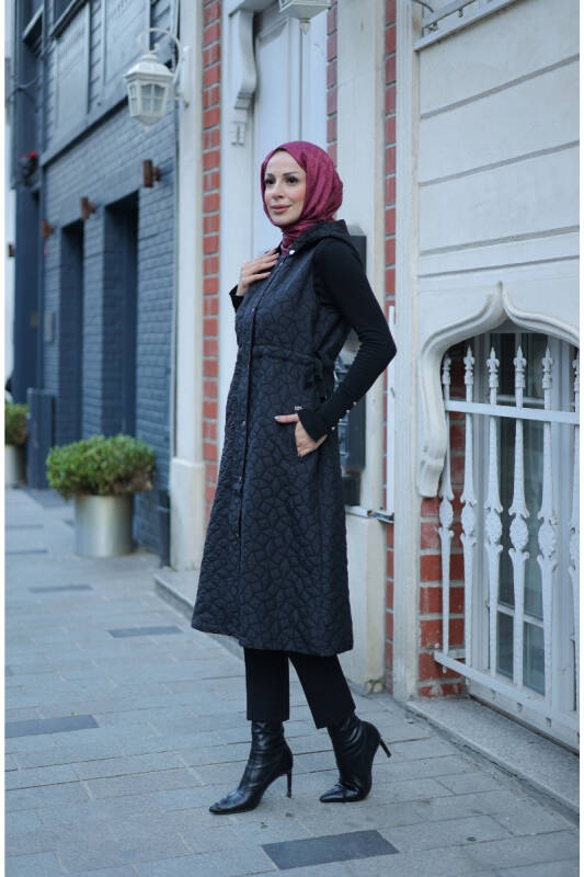 Şirin Kapüşonlu Kapitone Yelek Siyah - 7005 - 8